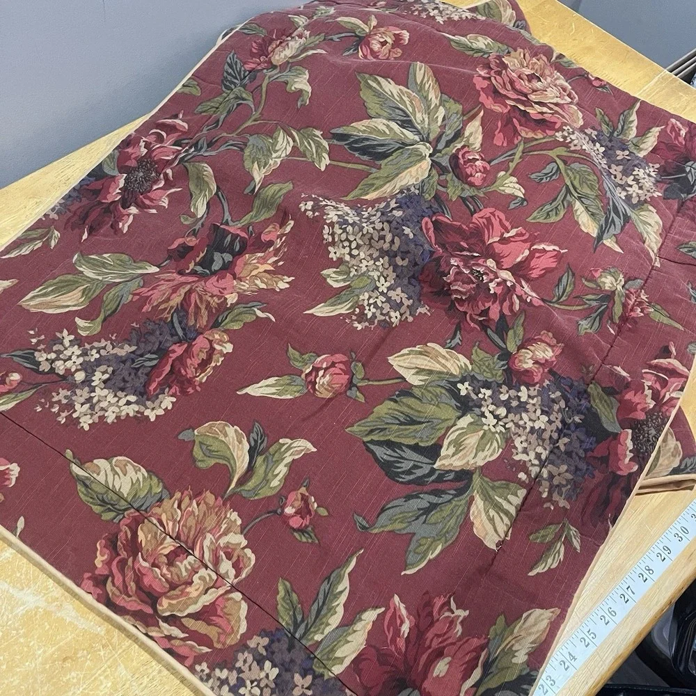 Vtg Croscill Serena Red Pillow Quilted Standard‎ Sham 2 Floral Purple Cottage